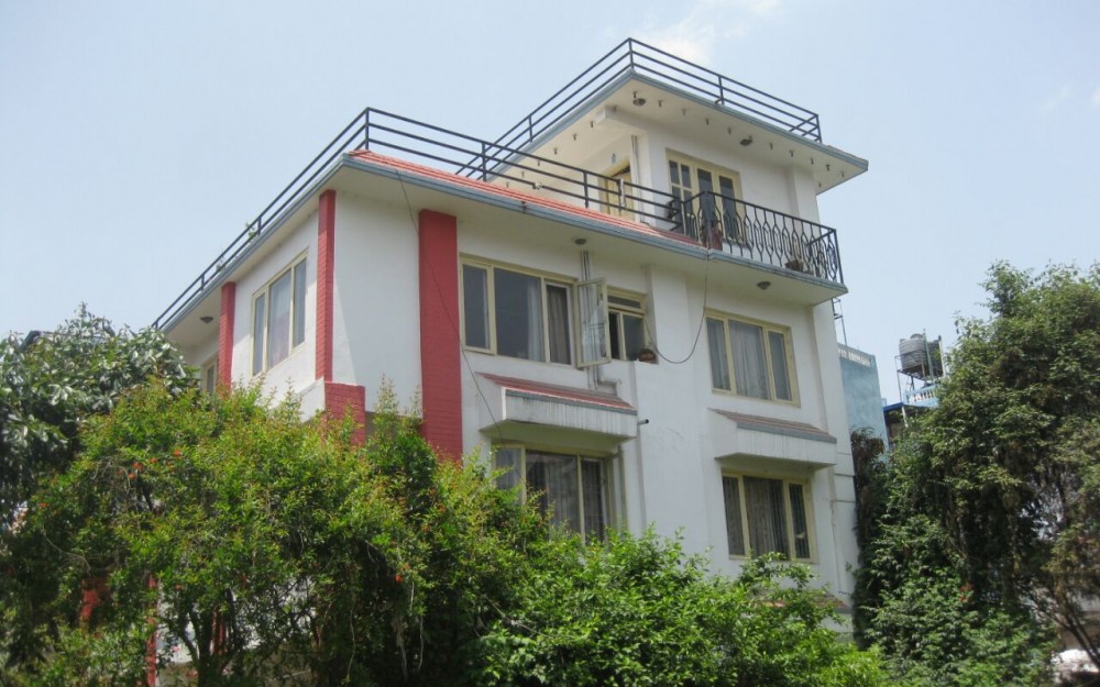 House on Sale at Tinkune , Subidhnagar